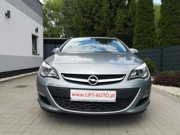 Opel Astra J Sports Tourer Facelifting 1.4 Turbo ECOTEC 140KM 2014 Opel Astra 1.4 16v 140KM Klimatronik Tempomat, zdjęcie 1