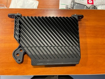 VOLVO XC90 II WZMACNIACZ HARMAN KARDON 32359256