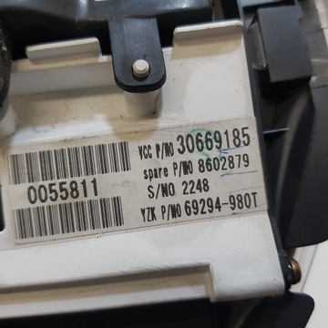 BUDÍKY PŘÍSTROJOVÁ DESKA VOLVO V50 2.0 HDI 30669185