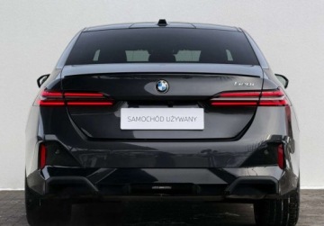 BMW Seria 5 G90-91 2025 BMW Seria 5 I wlasciciel M Sport Hak Gwarancja Bezwypadkowy FVAT23, zdjęcie 4