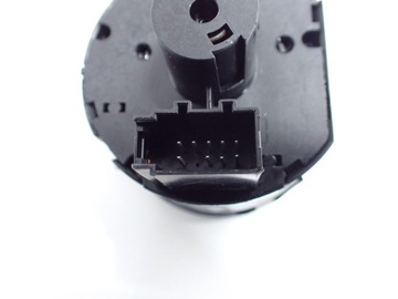PANEL SPÍNAČ SVĚTEL EVROPA 565941431C SKODA SCALA 24R