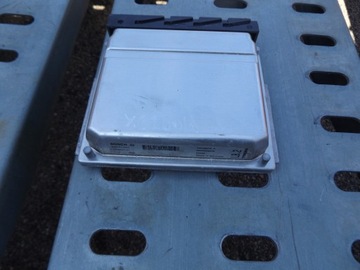 KOMPUTER VOLVO V70 XC70 LB.2 0281011441 30646978A