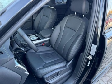 Audi Q7 II SUV Facelifting  3.0 45 TDI 231KM 2025 Audi Q7 7 miejsc,Head Up,Hak,Pakiet Czern 3.0 Diesel 231KM, zdjęcie 21