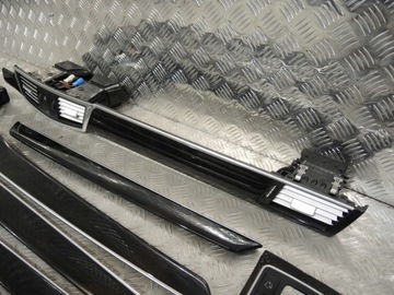 ДЕКОР ПОЛОСКИ MERCEDES W212 AVANTGARDE A212