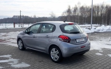 Peugeot 208 I Hatchback 5d Facelifting 1.2 PureTech 82KM 2018 Peugeot 208 1.2 83KM LIFT Niski przebieg Bez korozji Klima Android Auto Mi, zdjęcie 4