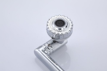 Хромированный поворотный смеситель для умывальника FLAMEN