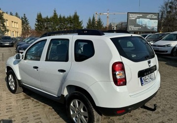 Dacia Duster I SUV Facelifting 1.6 16V 105KM 2014 Dacia Duster Dacia Duster, zdjęcie 3