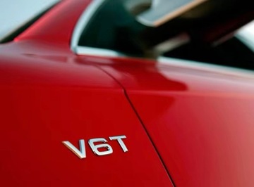 ЭМБЛЕМА на крыло V6T, логотип AUDI, серебристый, 8,6x2см ПРЕМИУМ