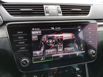 Skoda Superb III Kombi Facelifting 2.0 TSI 190KM 2021 Skoda Superb Sportline 2.0 TSI 190KM DSG FV23 2.0 Benzyna 190KM, zdjęcie 28