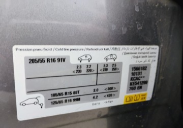 Citroen C4 Cactus 2019 Citroen C4 Cactus 2019r, Salonowy, 1.2 Benzyna. Uszkodzony. Poobijany. Jez, zdjęcie 19