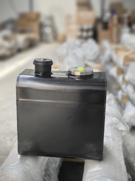 Гидравлический масляный бак стальной кабины емкостью 63 л для опрокидывания