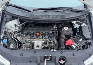 Honda Civic IX Hatchback 5d 1.8 i-VTEC 142KM 2015 Honda Civic 1,8 LIFT Perla Sport Navi Bezwypadkowy Kamera Led Serwis, zdjęcie 8