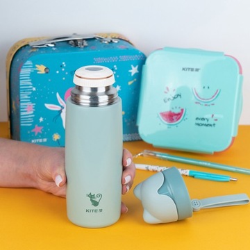 ДЕТСКИЙ ТЕРМОС С МЕТАЛЛИЧЕСКОЙ КРУЖКОЙ С РУЧКОЙ ЗЕЛЕНЫЙ ЗМЕЙ 350мл