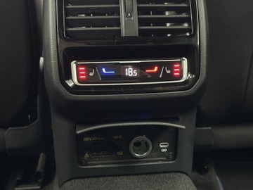 Volkswagen Arteon Shooting Brake R 2.0 TSI 320KM 2022 Volkswagen Arteon 2.0TSI 320KM 4X4 R DSG l DCC, Pa, zdjęcie 32