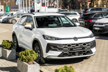 Volkswagen T-Roc II 1.5 eTSI 116KM 2026 Volkswagen T-Roc Life 1.5 eTSI 116 KM DSG -, zdjęcie 3