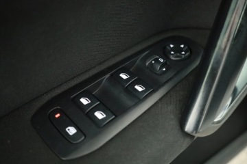 Peugeot 308 II Hatchback 5d 1.6 e-HDI 115KM 2014 Peugeot 308 1.6 e-HDi, Klima, Klimatronic, zdjęcie 15