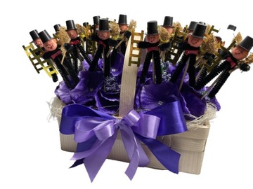 КОРИЧНЕВЫЙ ДВОЙНОЙ ДОМ ФИГУРА КОТТЕДЖНЫЙ ДОМ