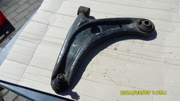 WAHACZ PRZEDNI LEWY HONDA JAZZ II 02-08