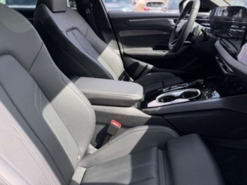 Audi A6 C8 Allroad 2.0 40 TDI 204KM 2026 AUDI A6 TDI quattro S line Avant Combi (204 KM) 2026, zdjęcie 12