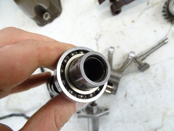 Aprilia SXV RXV 550 Клапаны с головкой вала спереди