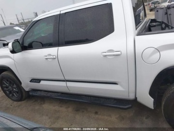 Toyota Tundra II 2024 Toyota Tundra Toyota Tundra Hybrid Platinium, od ubezpieczalni 3.4 Hybryda, zdjęcie 3