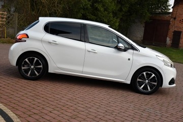 Peugeot 208 I Hatchback 5d Facelifting 1.2 PureTech 82KM 2018 Peugeot 208 I TECH EDITION 1.2MPI 83KM *BOGATA* Piękna Wersja! Jedyna TAKA!, zdjęcie 3