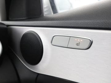 Mercedes Klasa C W205 Kombi Facelifting 2.0 220d 194KM 2018 Mercedes C 220 automat multibeam półskóra navi, zdjęcie 37