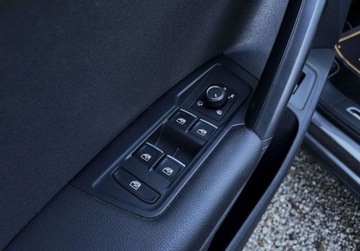 Volkswagen Tiguan II SUV 2.0 TDI 150KM 2018 Volkswagen Tiguan 2.0 TDI dsg navi PERFEKCYJNY bezwypadkowy virtual FU, zdjęcie 30
