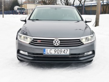 Volkswagen Passat B8 Limousine 1.6 TDI BlueMotion Technology 120KM 2017 VW PASSAT 1.6 TDI Comfortline , Pakiet R-line, Automat, 2x Klucz, Nawigacja, zdjęcie 1