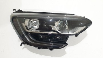 LAMPA PRAWA PRZÓD RENAULT MEGANE IV 260108478R