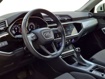 Audi Q3 II SUV 1.5 35 TFSI 150KM 2022 Audi Q3 Audi Q3 35 TFSI 150KM S tronic 1.5 Benzyna 150KM, zdjęcie 8