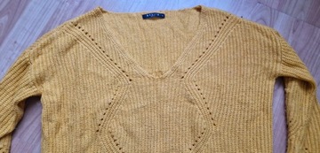 Żółty krótki luźny wyszczuplajacy sweter Mohito xs