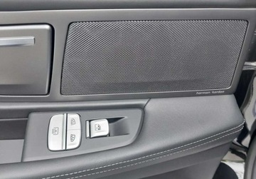 BMW Seria 7 G11-G12 Sedan 750i 450KM 2017 BMW Seria 7 4.4 Benzyna 450KM, zdjęcie 20