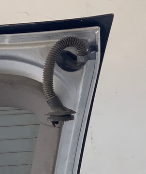 # VÍKO KUFRU KUFRU ZADNÍ SKLO (OKNO) AUDI A2