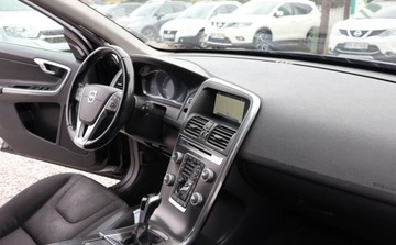Volvo XC60 I SUV Facelifting 2.0 D4 DRIVE-E 181KM 2014 Volvo XC 60 El. Klapa. Multifunkcja, El. Szyby, Czujniki cofania, Polski S, zdjęcie 9
