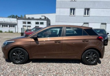 Hyundai i20 II Coupe 1.2 MPI 84KM 2017 Hyundai i20 1.2 Benzyna 84KM, zdjęcie 8