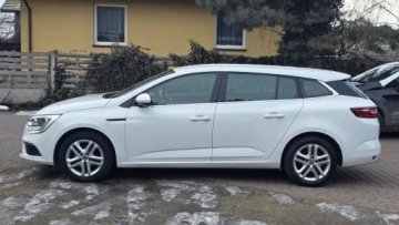 Renault Megane IV Grandtour 1.2 Energy TCe 100KM 2017 RENAULT MEGANE IV 1.2 ENERGY TCe 100 PLAY SUPER STAN PRZEBIEG TYLKO 90TKM!, zdjęcie 4