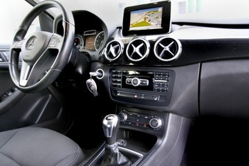 Mercedes Klasa B W246 Sports Tourer 180 BlueEFFICIENCY 122KM 2013 Mercedes B 180 Navi/6 Biegów/Parktronic/, zdjęcie 12