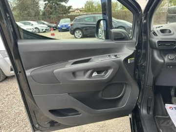 Opel Combo E Kombivan 1.2 Turbo 110KM 2019 Opel Combo Faktura VAT 23%/Serwis/Zamiana/Kredyt, zdjęcie 11