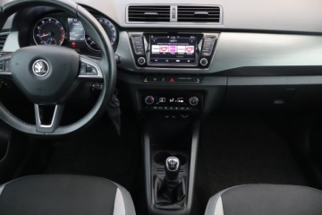 Skoda Fabia III Kombi 1.2 TSI 90KM 2016 Skoda Fabia 1.2 TSI, Navi, Klima, Klimatronic, zdjęcie 11