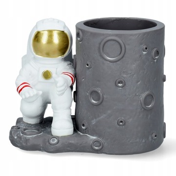 НАСТОЛЬНЫЙ ОРГАНАЙЗЕР ИНСТРУМЕНТЫ ФИГУРКА КОСМОНАВТА