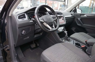 Volkswagen Tiguan II SUV Facelifting 2.0 TDI 150KM 2022 Volkswagen Tiguan 2.0 TDI CR 150 KM DSG, Kamera, Virtual, Salon PL, FV23,, zdjęcie 22