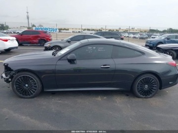 Mercedes CLE 2024 Mercedes-Benz CLE 300 4Matic 2024 2.0l 2.0 Benzyna 255KM, zdjęcie 2