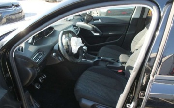 Peugeot 2019 Peugeot 308 1.2 Diesel 110KM, zdjęcie 8