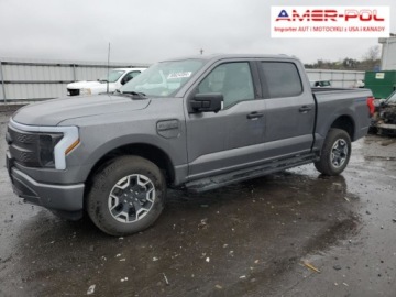 Ford 2023 Ford F150 2023, 4x4, LIGHTNING PRO, od ubezpieczalni Elektryczny 462KM