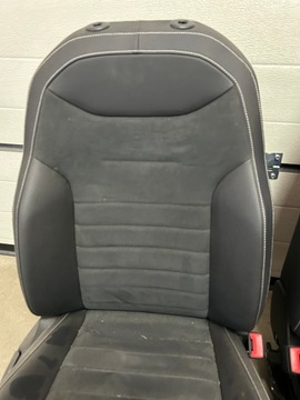 SEAT ARONA 6F9 XC 18-23R SEDADLO STOJAN ČALOUNĚNÍ