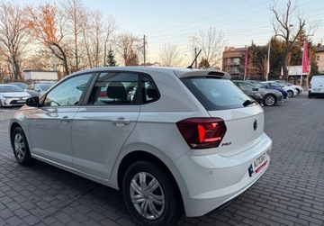 Volkswagen Polo VI Hatchback 5d 1.0 TSI 95KM 2018 Volkswagen Polo salon Polska. Serwis ASO. Czujniki Benzyna 95KM, zdjęcie 26