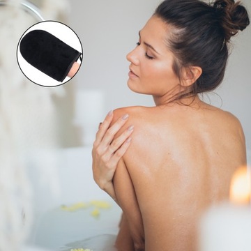 Комплект перчаток с аппликатором для загара и пилинга.