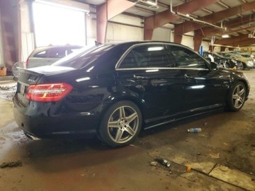 Mercedes Klasa E W212 2010 Mercedes-Benz Klasa E Mercedes-Benz E63 AMG, od ubezpieczalni 6.2 Benzyna, zdjęcie 3