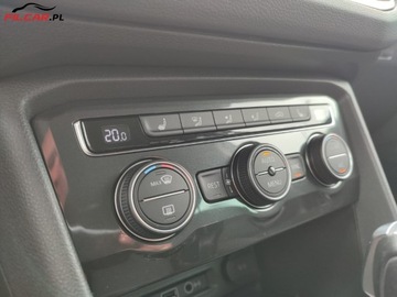 Volkswagen Tiguan II SUV 2.0 TDI 190KM 2019 Volkswagen Tiguan R-LINE Salon Polska Bezwypadkowy 4Motion 1-Wlasc. Automa, zdjęcie 16